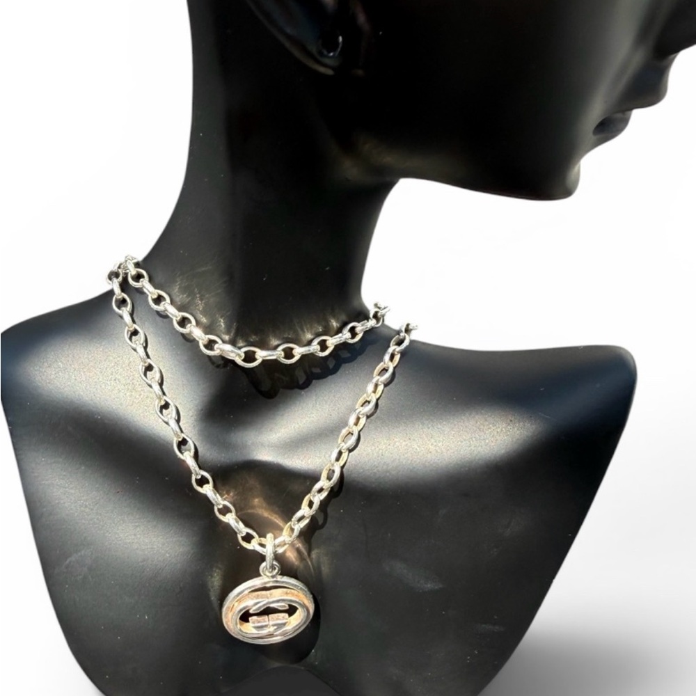 Gucci Silver-Tone Link Necklace with Interlocking G Pendant